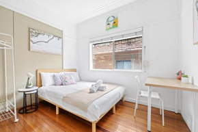 Private Double Room - Centrally Located at Ryde - Shared Bathroom Sydney